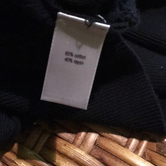 Sweater - Picture 6 of 6